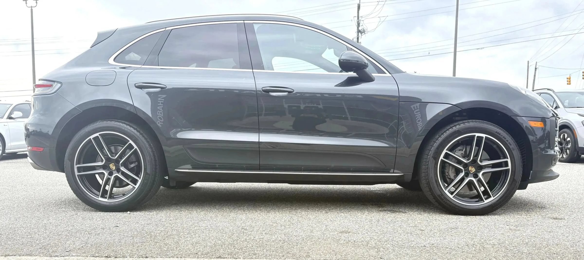 Used 2021 Porsche Macan S AWD/4WD image 24