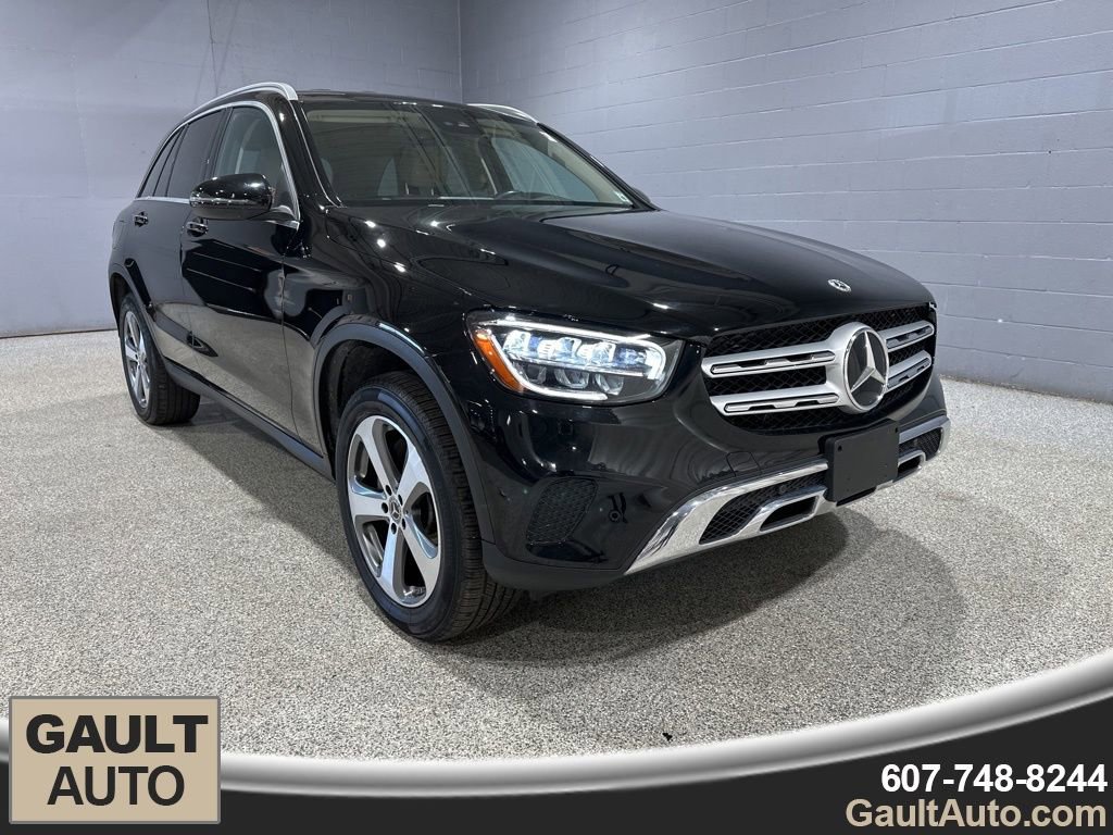Used 2022 Mercedes-Benz GLC 300 4MATIC image 1
