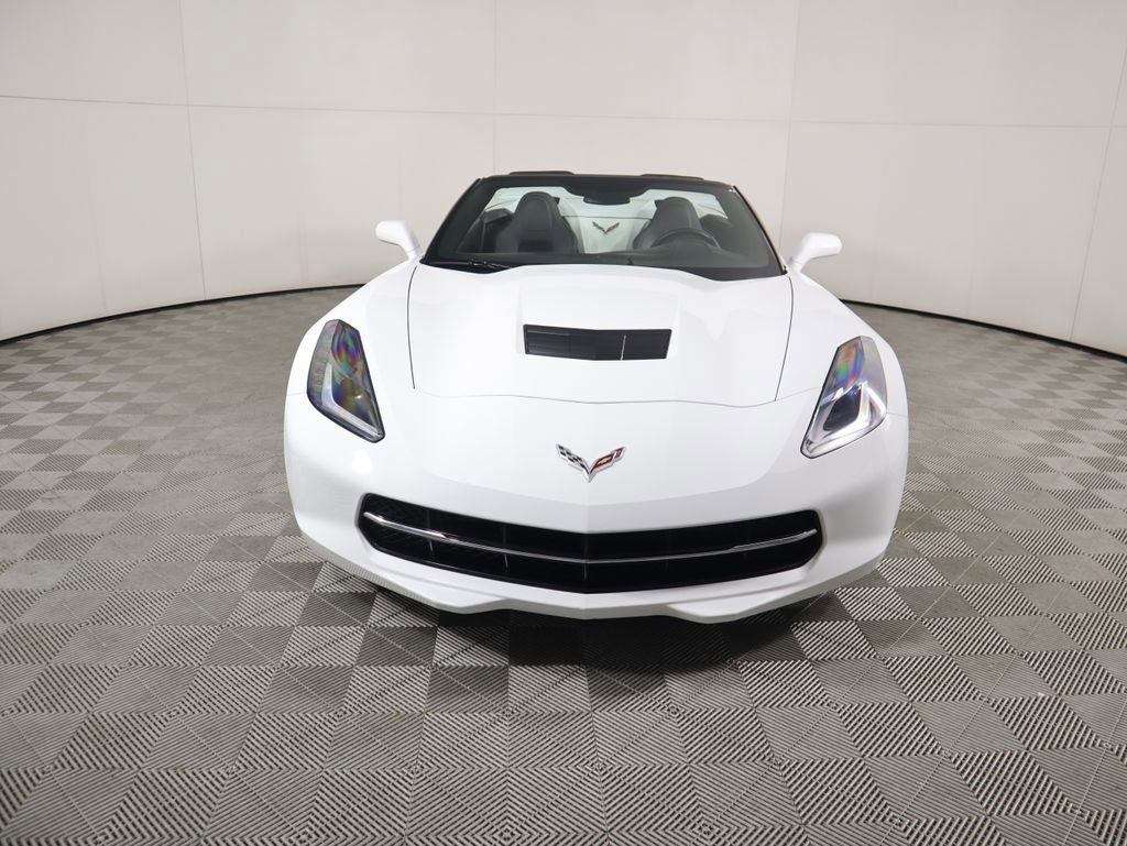 Used 2019 Chevrolet Corvette Stingray Convertible image 2