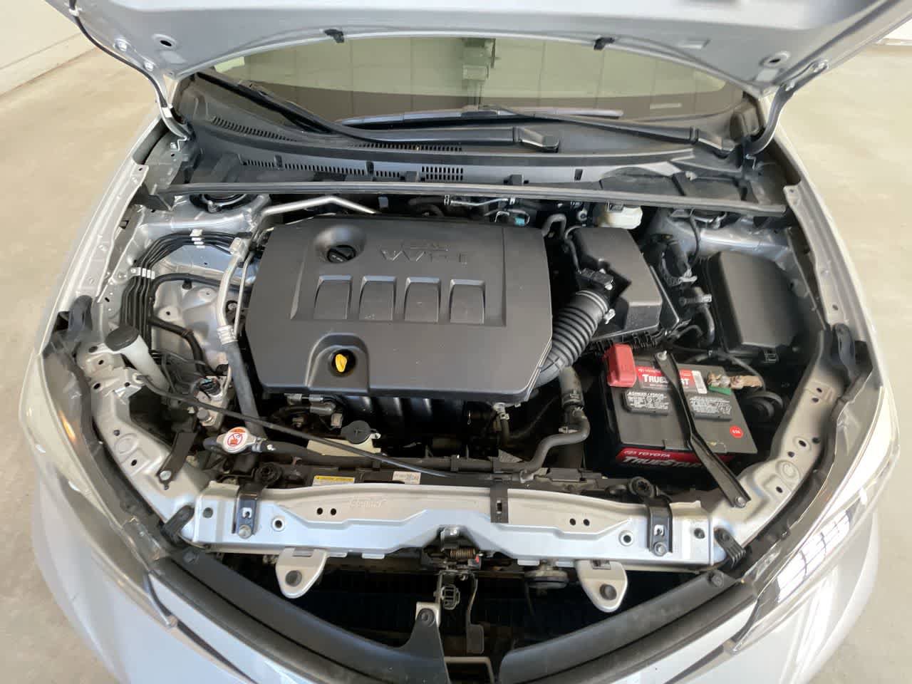 Used 2018 Toyota Corolla SE FWD image 24