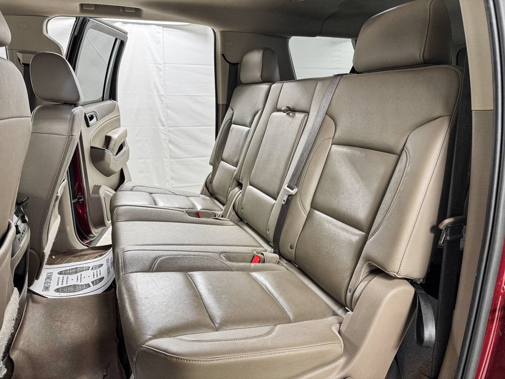 Used 2019 GMC Yukon XL SLT w/ Open Road Package AWD/4WD image 8