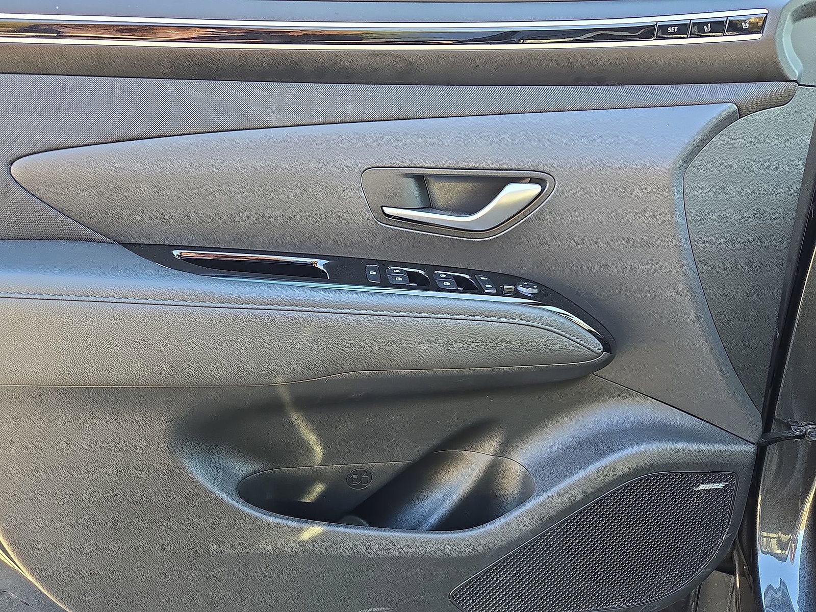 Certified 2023 Hyundai Tucson Limited w/ Cargo Package image 16