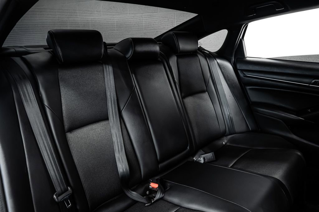 Used 2021 Honda Accord Sport image 32