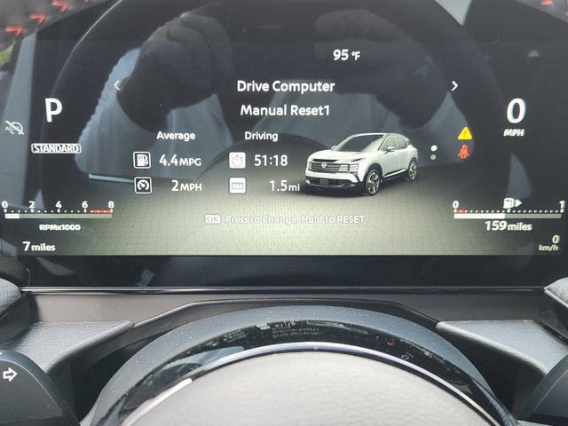 New 2025 Nissan Kicks SR w/ Illumination Package FWD image 11