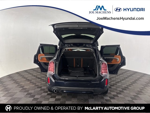 Used 2023 MINI Cooper Countryman SE w/ Storage Package image 17
