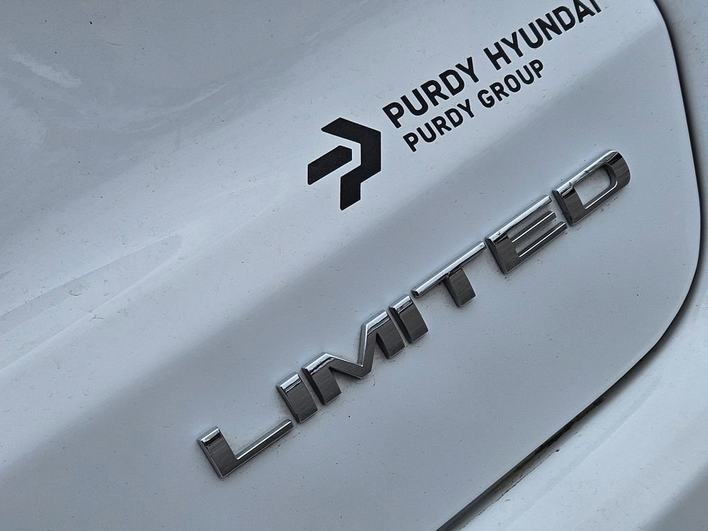 Used 2025 Jeep Compass Limited w/ Elite Group image 8