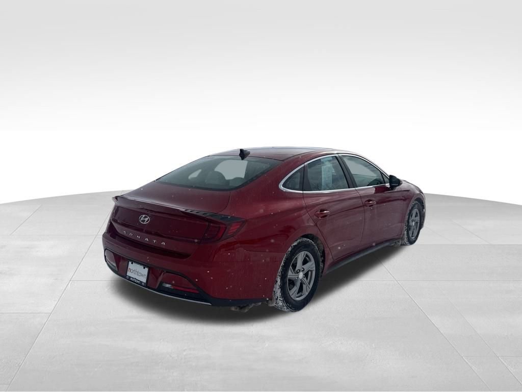Used 2023 Hyundai Sonata SE image 3
