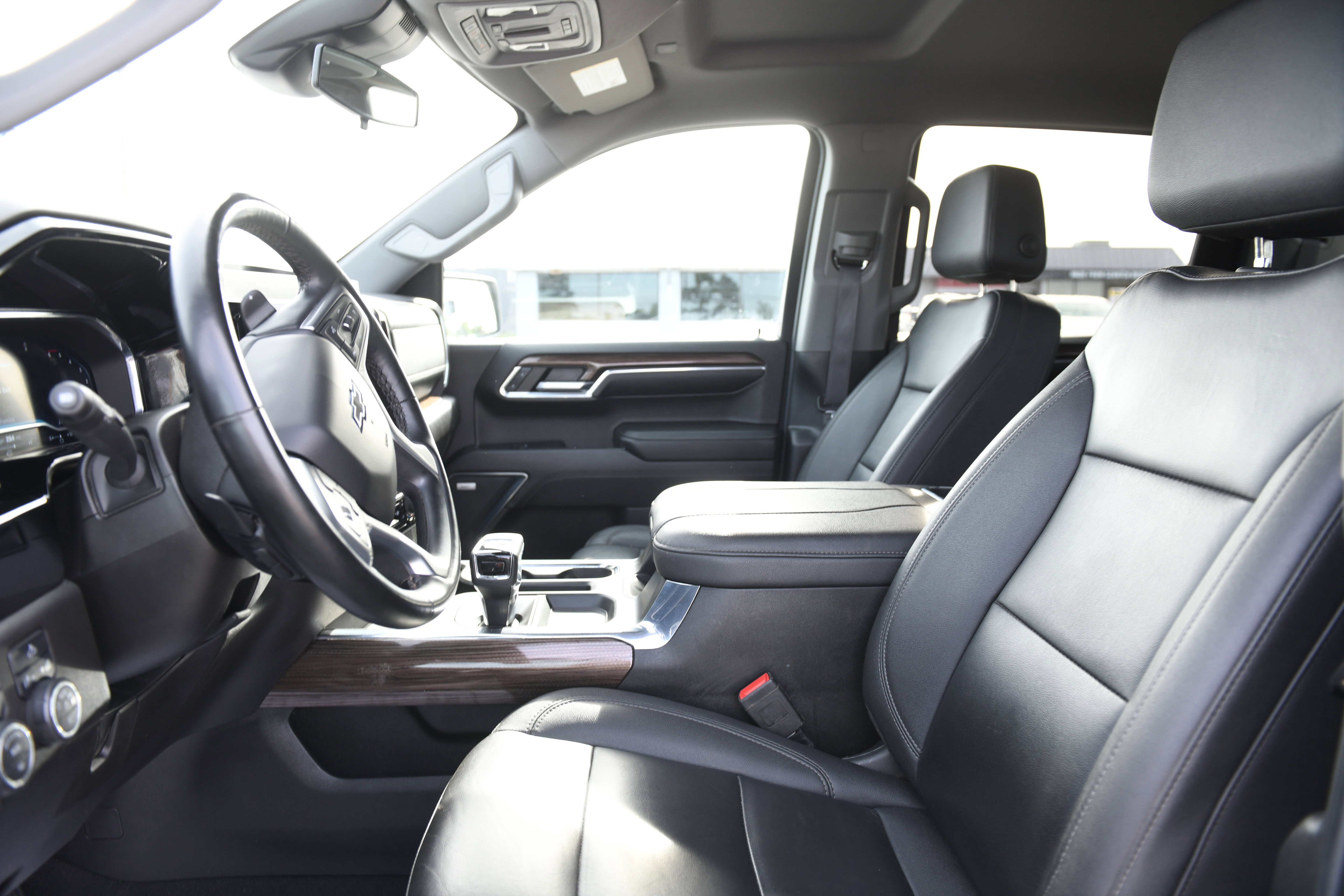 Used 2024 Chevrolet Silverado 1500 RST w/ Convenience Package II image 16