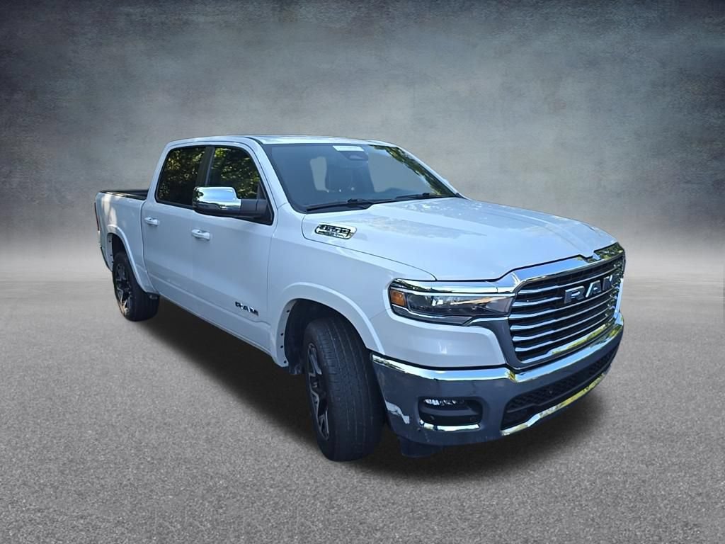 Used 2025 RAM 1500 Laramie AWD/4WD image 13