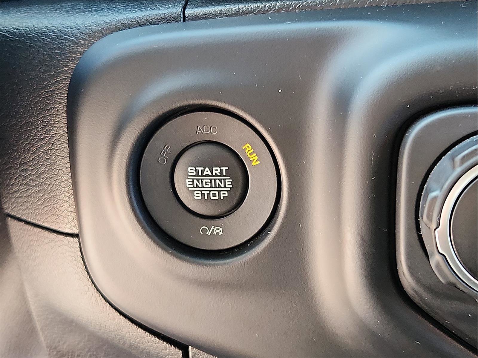 Used 2021 Jeep Wrangler Unlimited Sport image 14