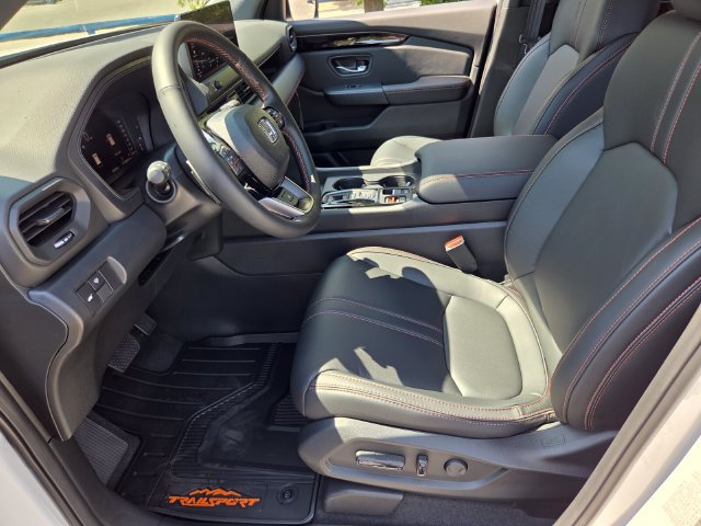 New 2026 Honda Pilot TrailSport image 9