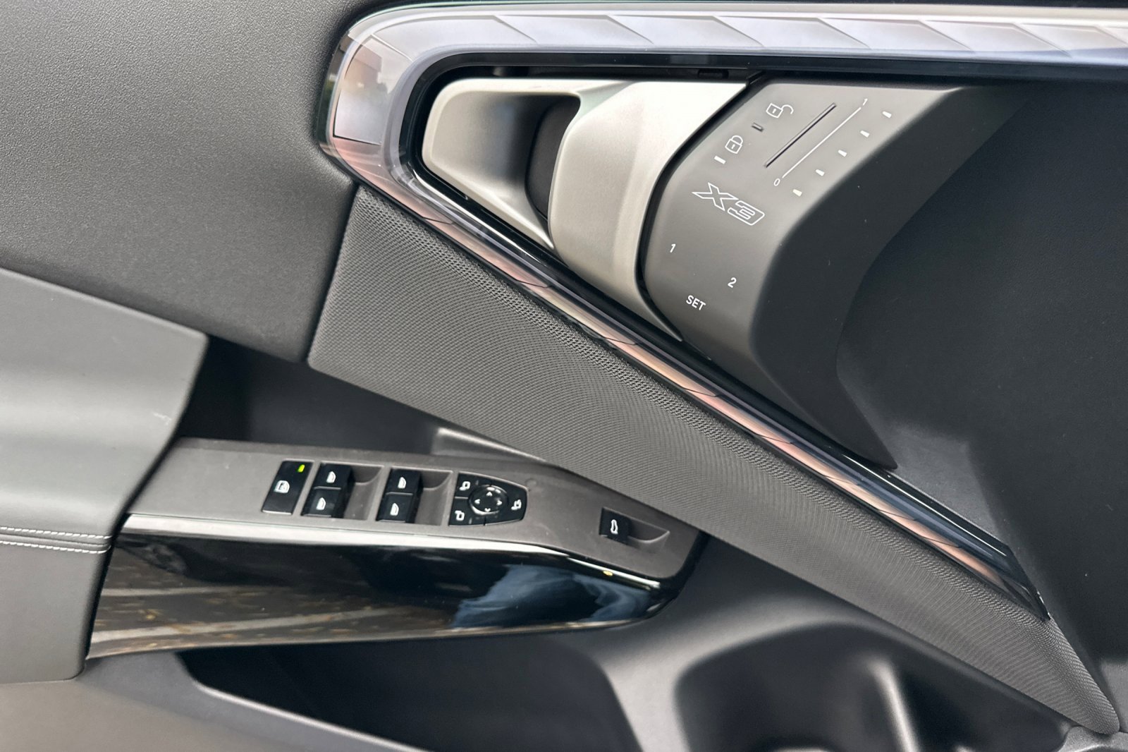 New 2026 BMW X3 xDrive30 w/ Convenience Package image 8