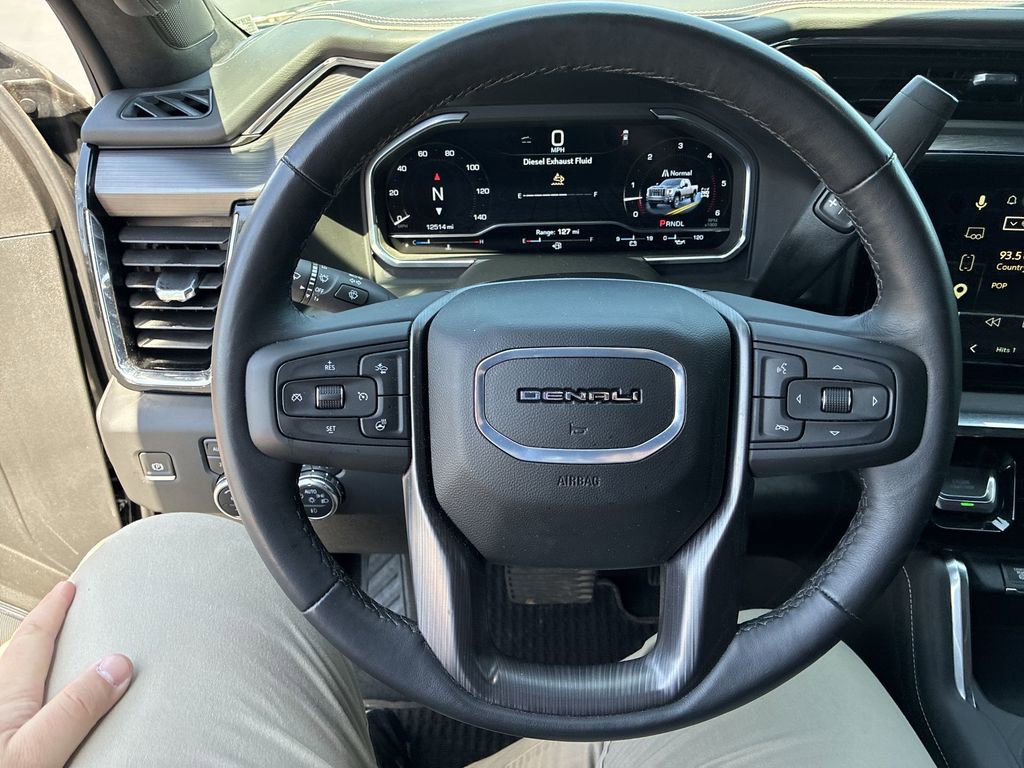 Used 2025 GMC Sierra 2500 Denali Ultimate AWD/4WD image 14