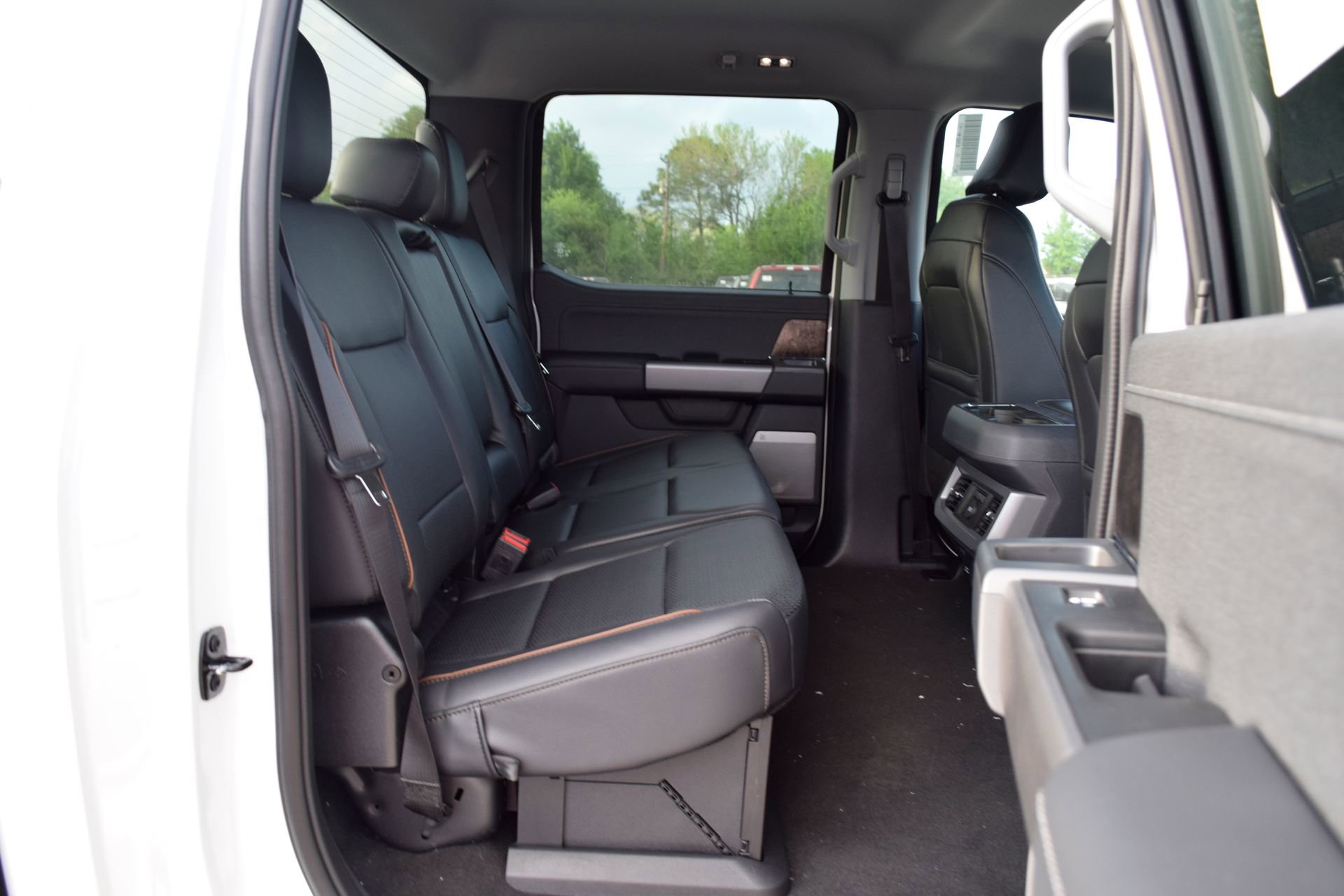 New 2026 Ford F250 Lariat w/ FX4 Off-Road Package image 22