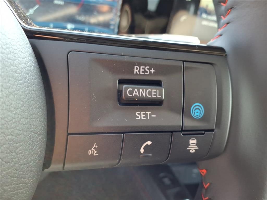 New 2026 Nissan Kicks SR w/ SR Premium Package image 13