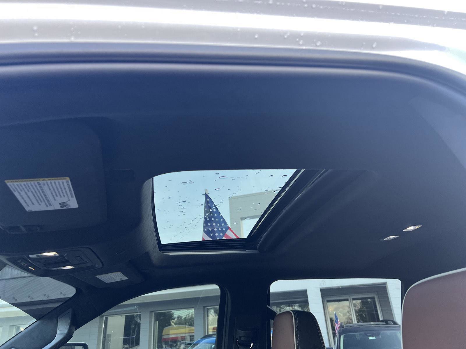 Used 2025 GMC Sierra 2500 Denali Ultimate image 11