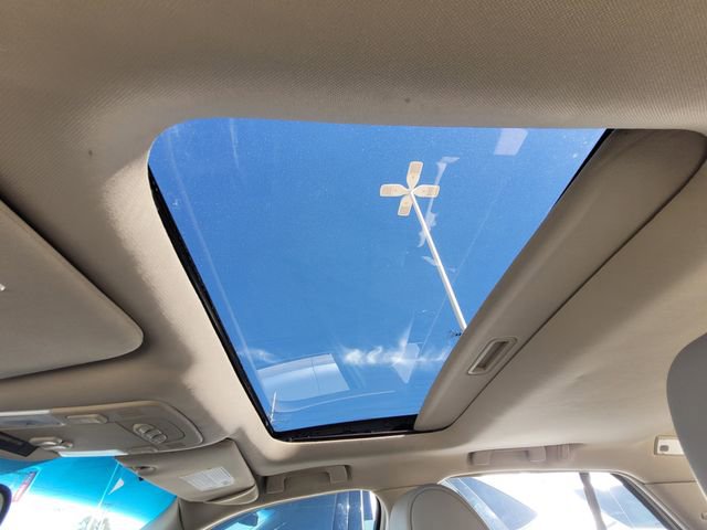 Used 2008 Cadillac DTS w/ Sun And Sound Package image 23