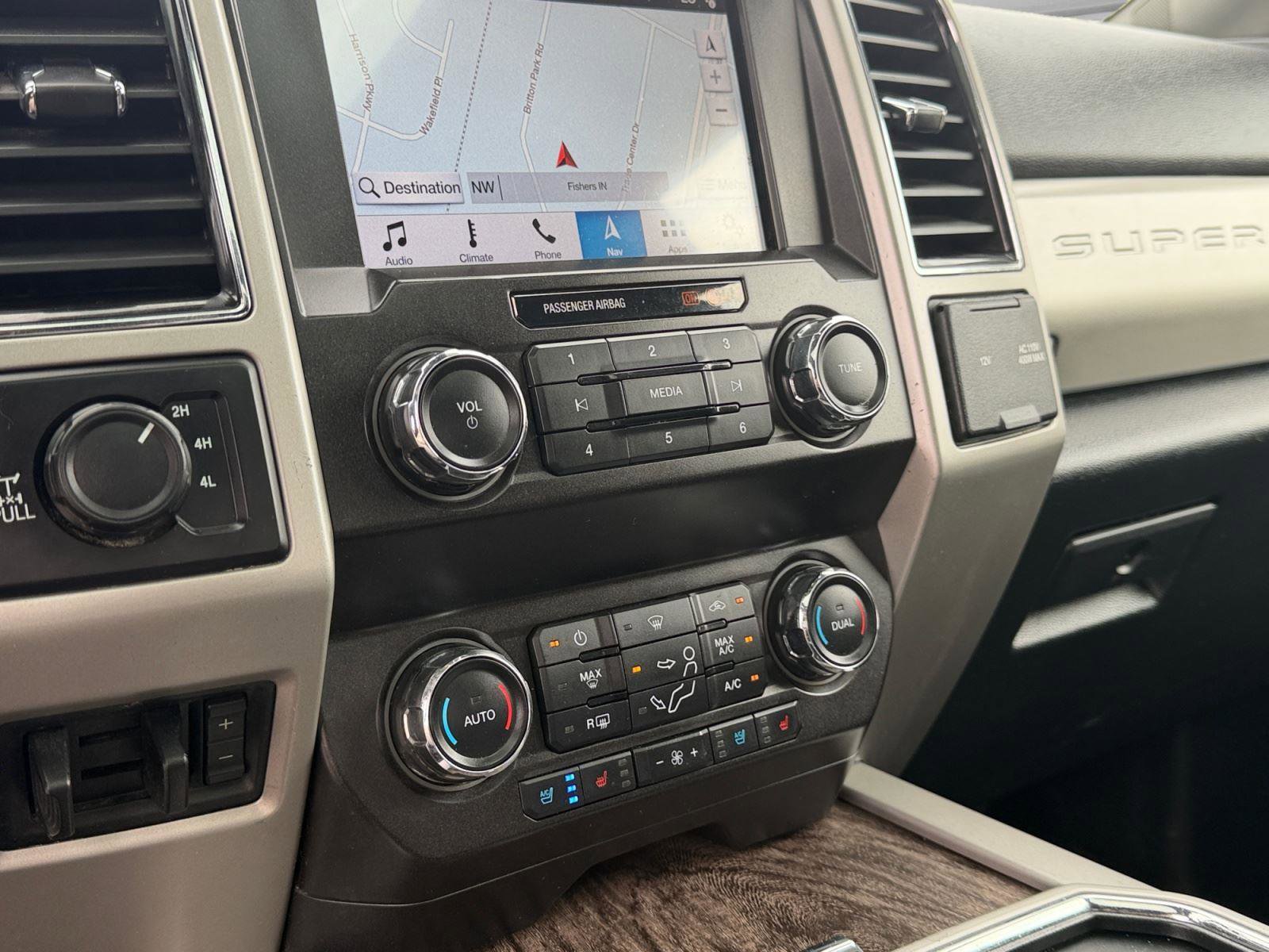 Used 2019 Ford F250 Lariat w/ Lariat Ultimate Package image 22