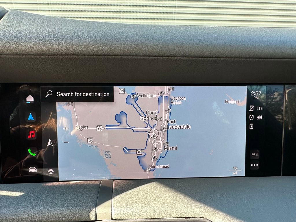 Used 2024 Porsche Taycan 4S image 28