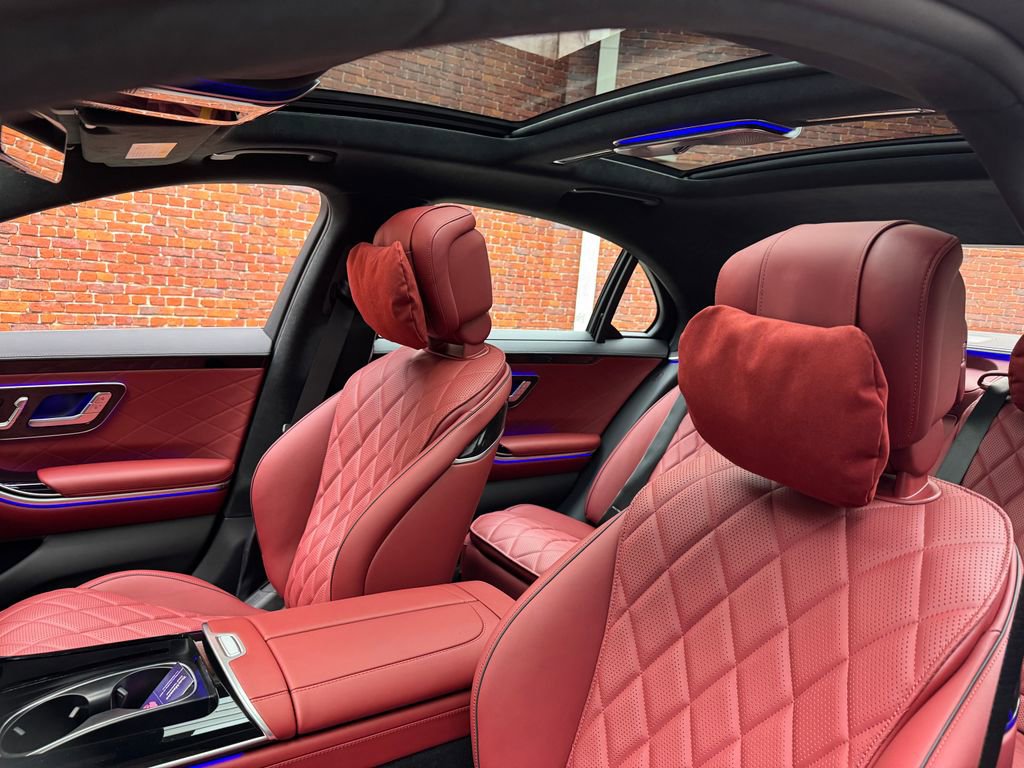 New 2026 Mercedes-Benz S 500 4MATIC image 3