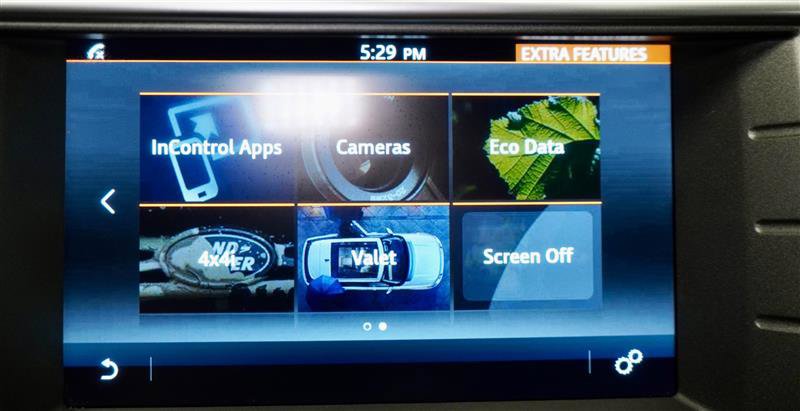 Used 2017 Land Rover Range Rover Evoque SE image 19