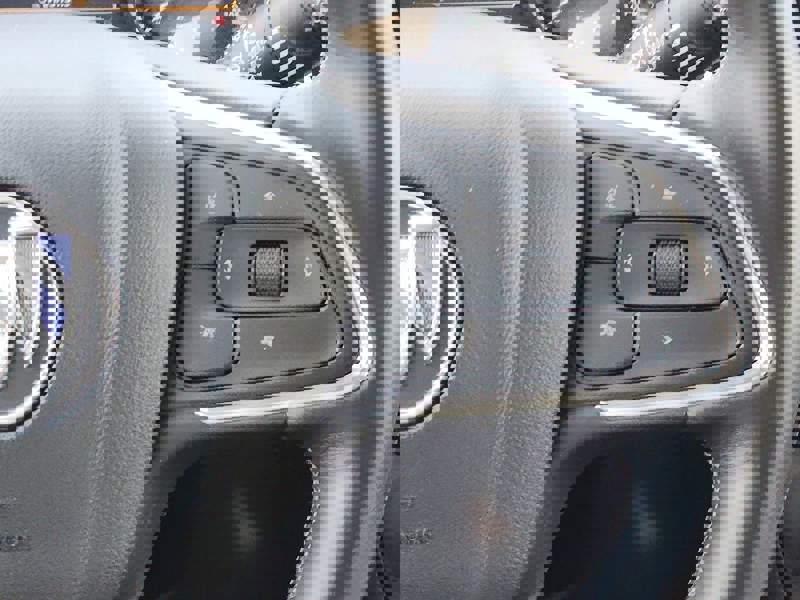 Used 2021 Buick Encore GX Essence w/ Advanced Technology Package image 16