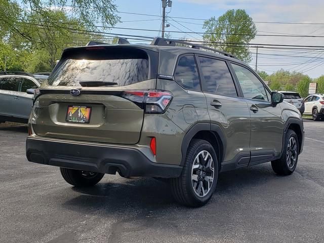 Certified 2025 Subaru Forester Premium AWD/4WD image 3