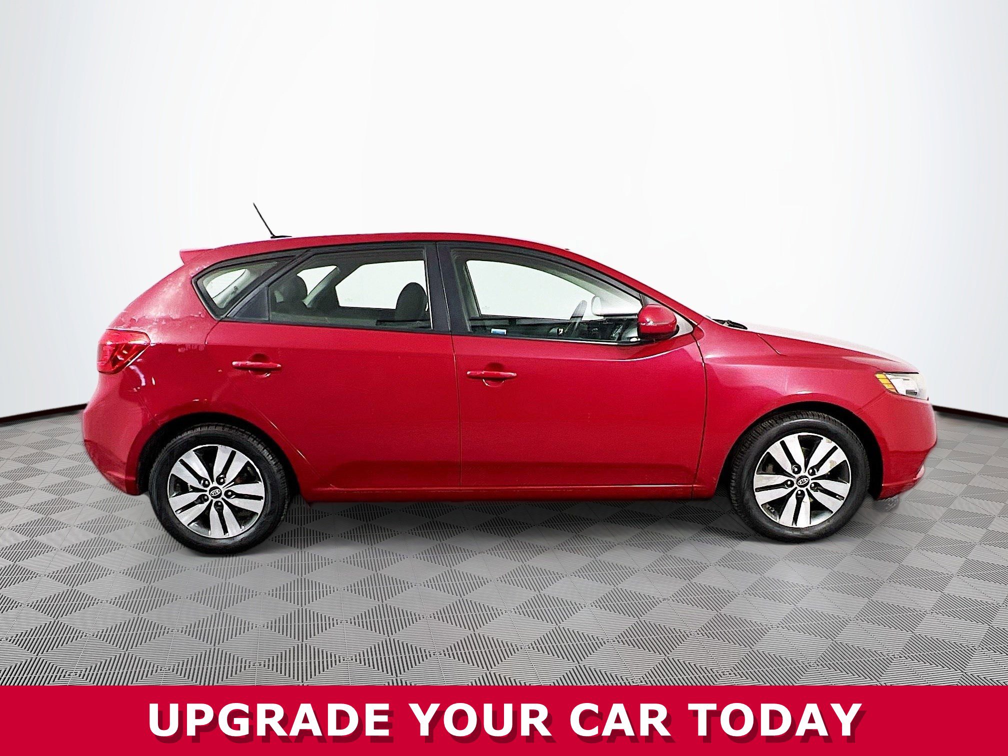 Used 2013 Kia Forte EX image 27