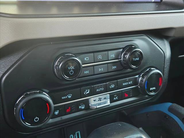 Used 2023 Ford Bronco Wildtrak image 17