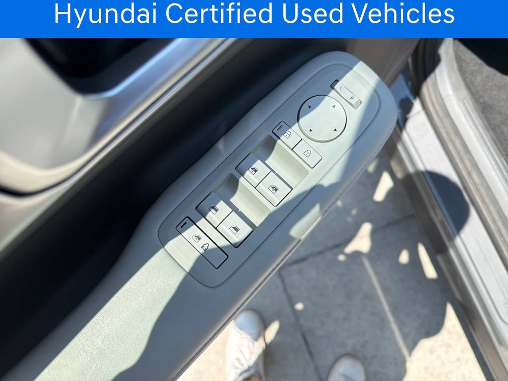 Used 2026 Hyundai Santa Fe SEL FWD image 14
