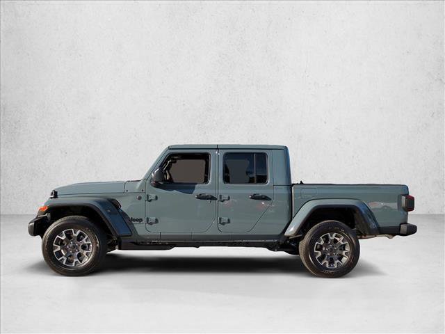 New 2026 Jeep Gladiator Sahara image 5