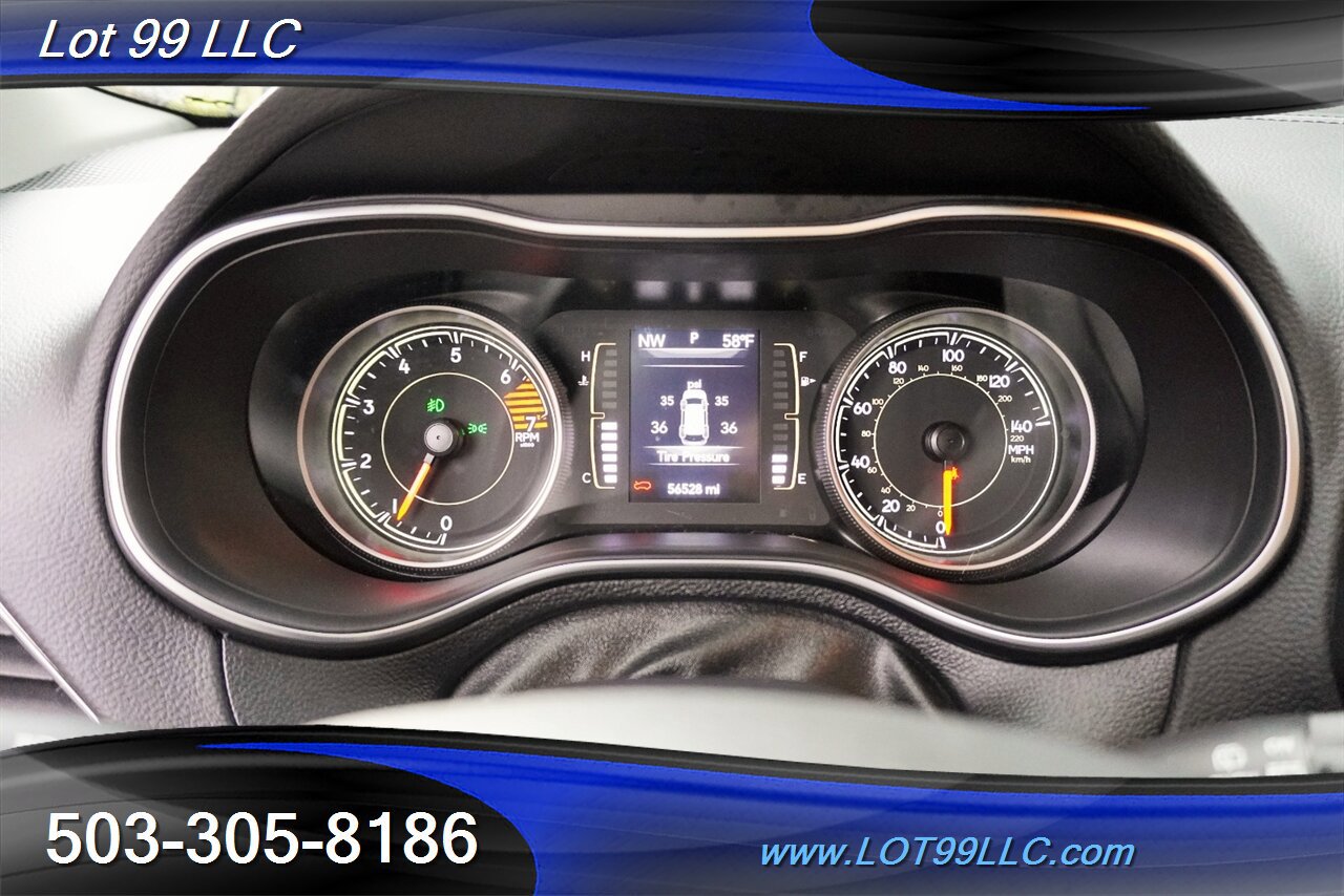 Used 2019 Jeep Cherokee Latitude Plus w/ Cold Weather Group AWD/4WD image 20