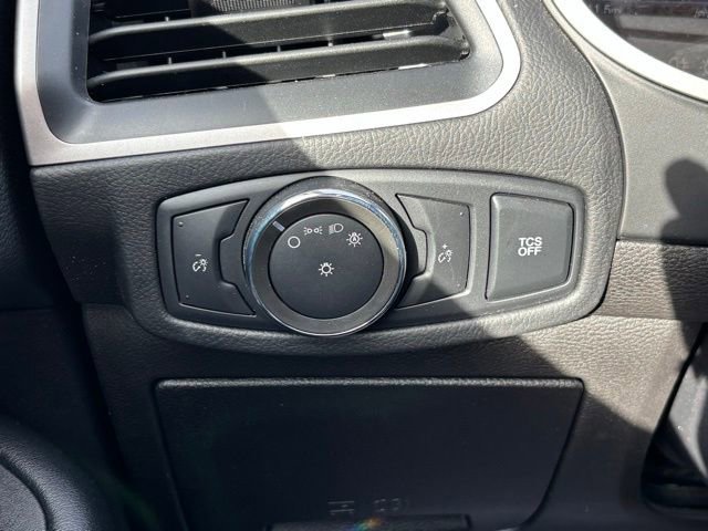 Certified 2021 Ford Edge SE image 29