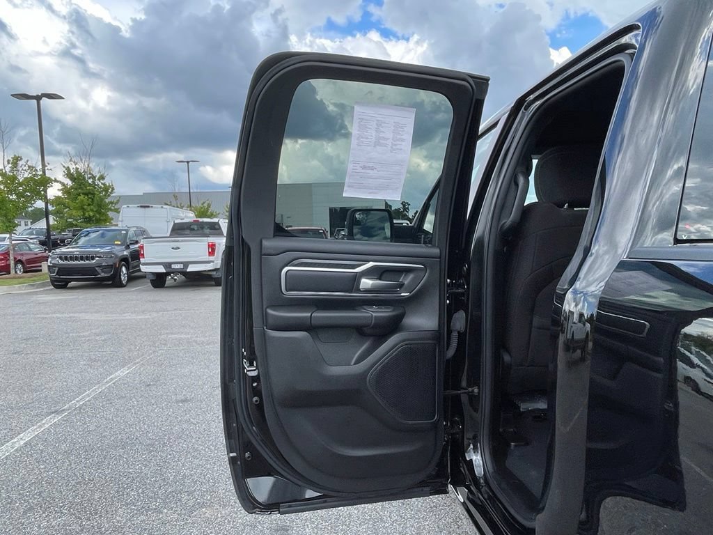 Used 2025 RAM 1500 Big Horn AWD/4WD image 55