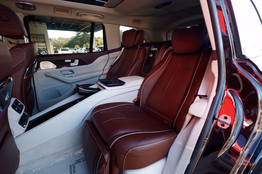 Used 2023 Mercedes-Benz Maybach GLS 600 4MATIC image 57
