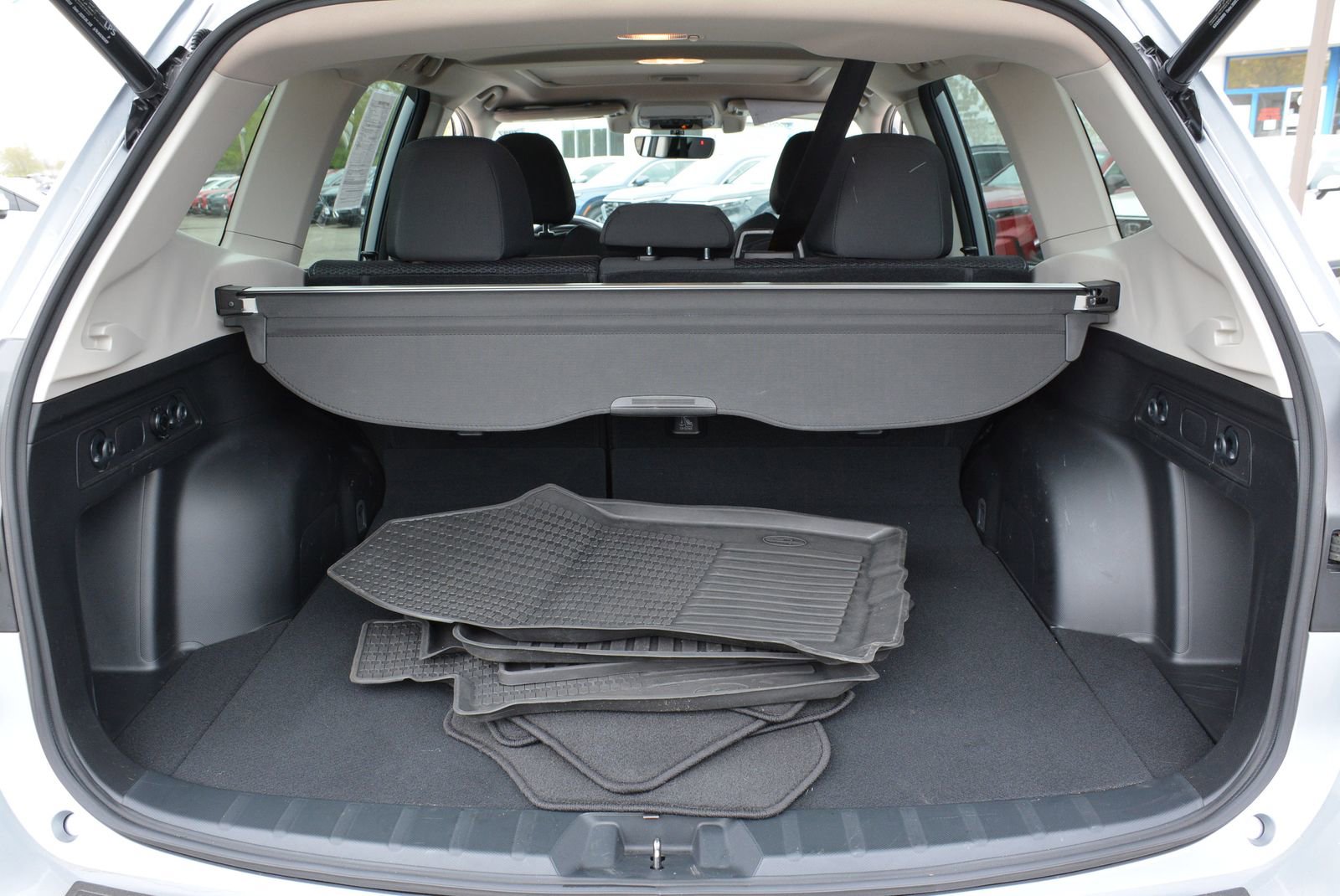 Used 2021 Subaru Forester Premium AWD/4WD image 17