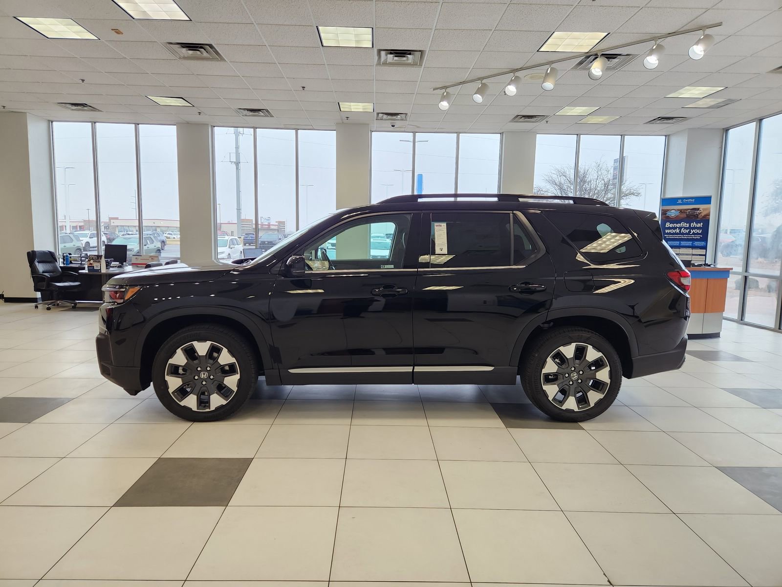 New 2026 Honda Pilot Elite image 3