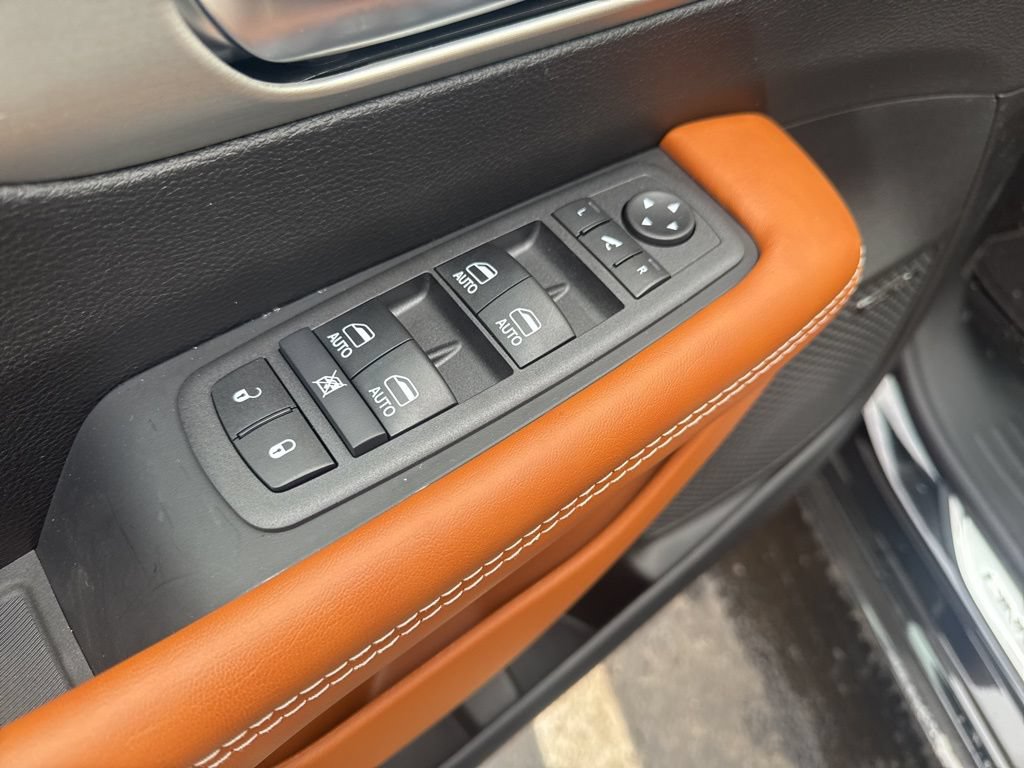 New 2026 Chrysler Pacifica Pinnacle AWD/4WD image 18