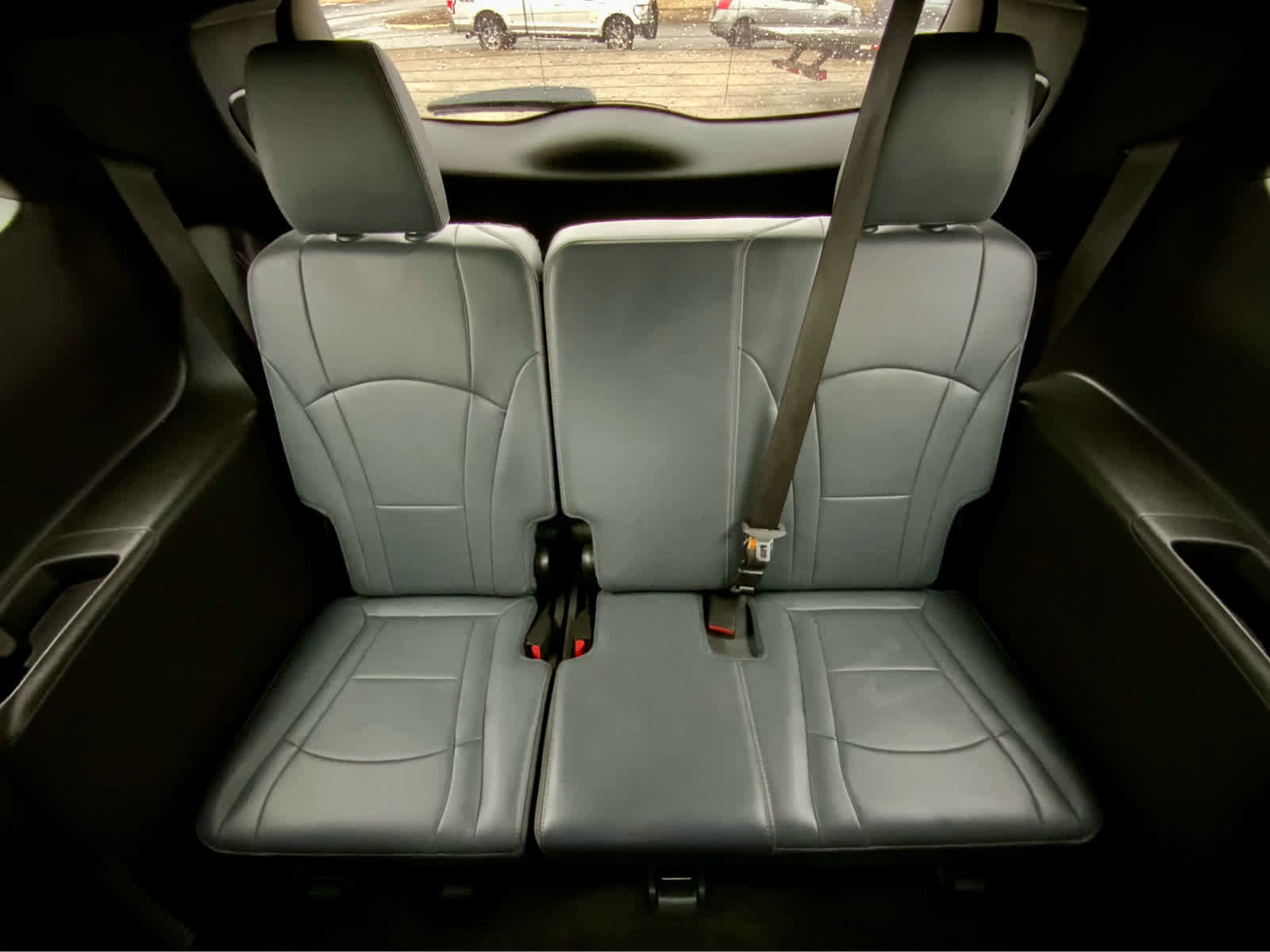 Used 2022 Buick Enclave Premium AWD/4WD image 27