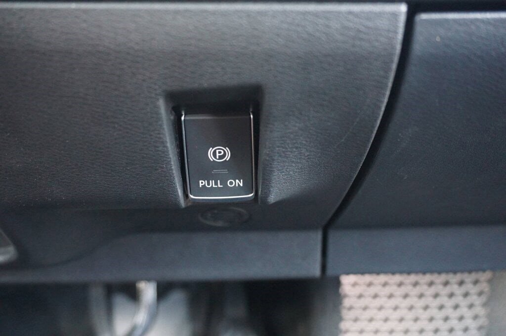 Certified 2024 Nissan Ariya PLATINUM+ e-4ORCE image 19