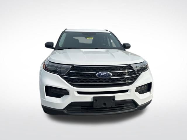 Used 2023 Ford Explorer XLT AWD/4WD image 8