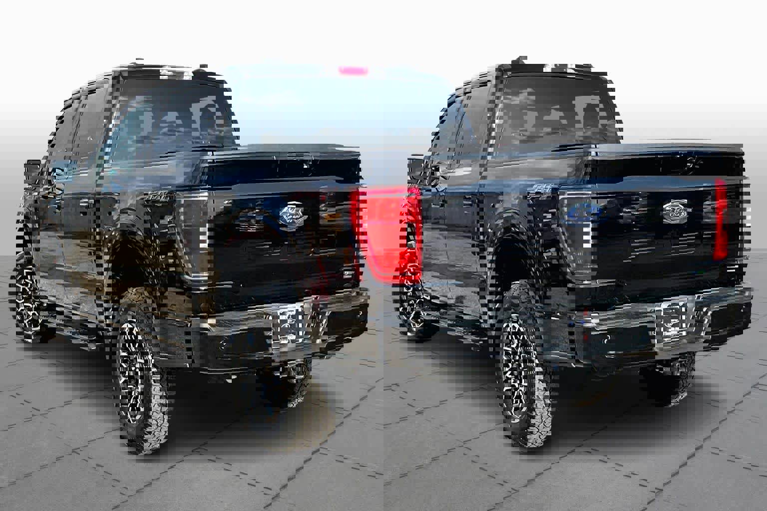 Certified 2023 Ford F150 XLT w/ Equipment Group 302A High image 11