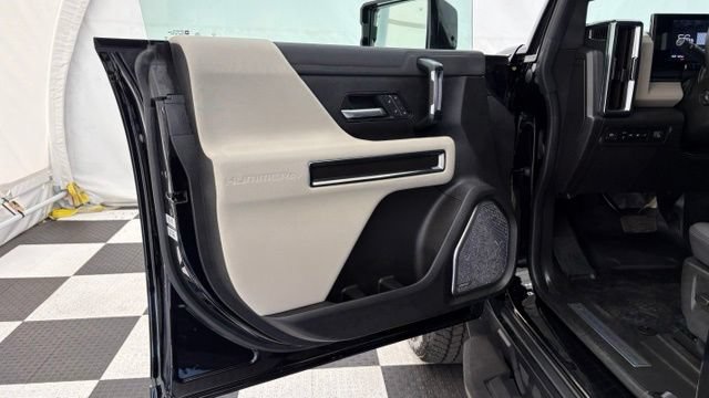 Used 2026 GMC Hummer EV SUV AWD/4WD image 19