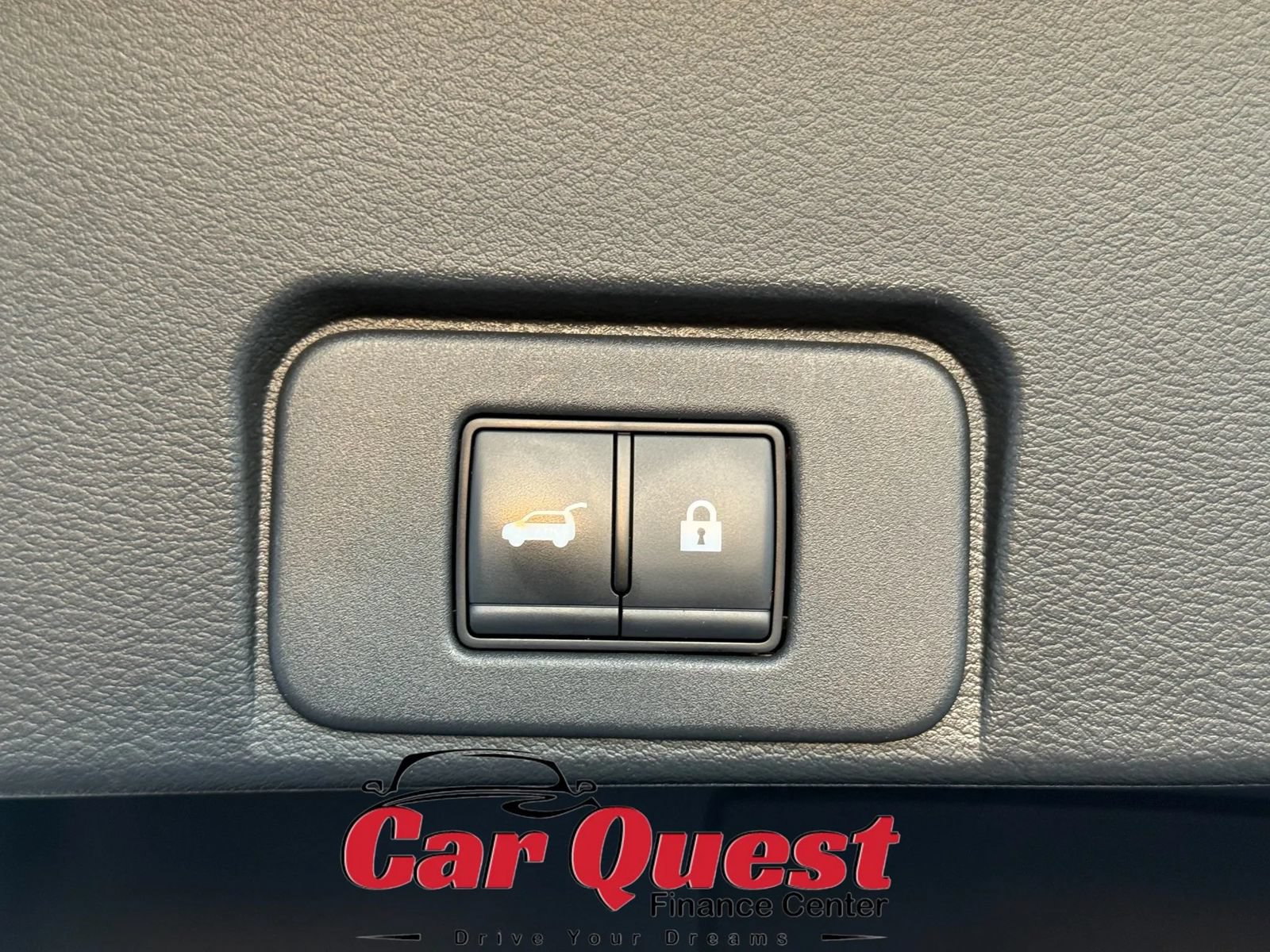 Used 2023 Nissan Rogue Platinum w/ Platinum Premium Package AWD/4WD image 15