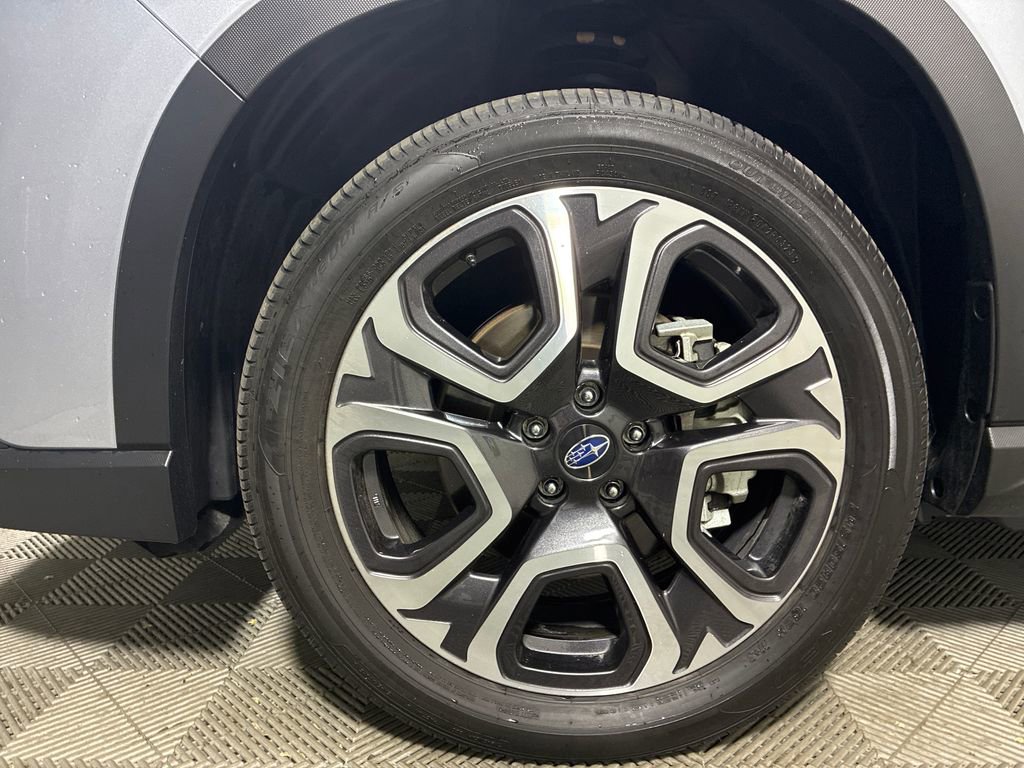 Used 2023 Subaru Ascent Limited w/ Technology Package image 37