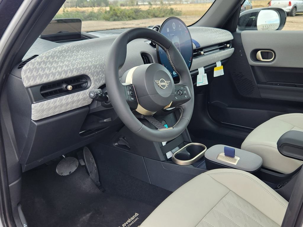 New 2026 MINI Cooper 4-Door Hardtop image 9