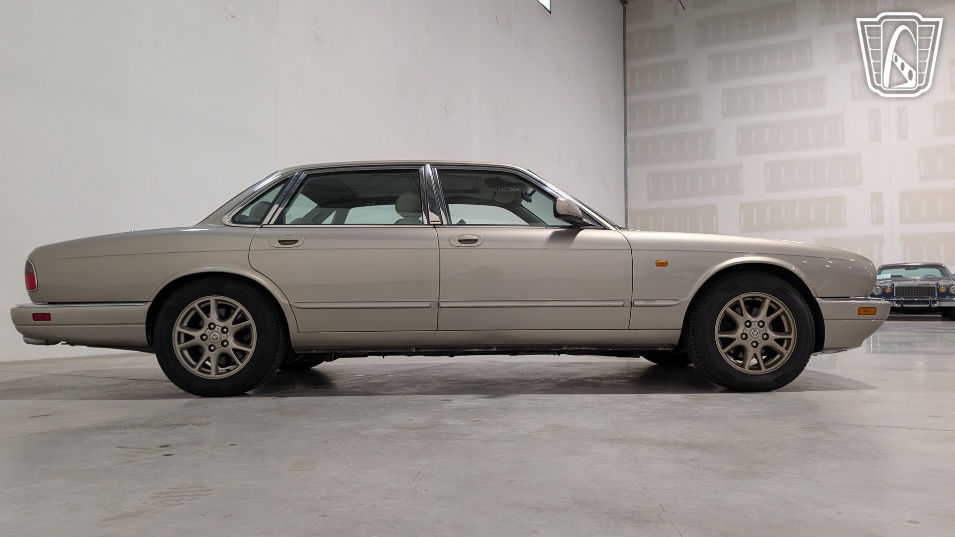 Used 1996 Jaguar XJ6 RWD image 18