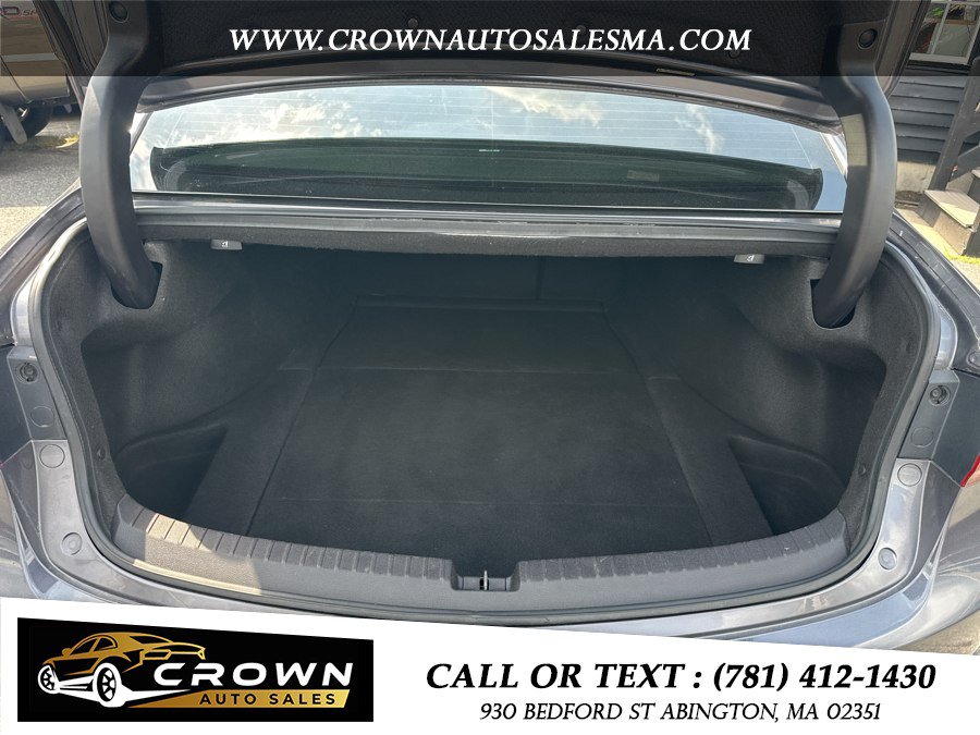 Used 2017 Acura TLX w/ Technology Package FWD image 15