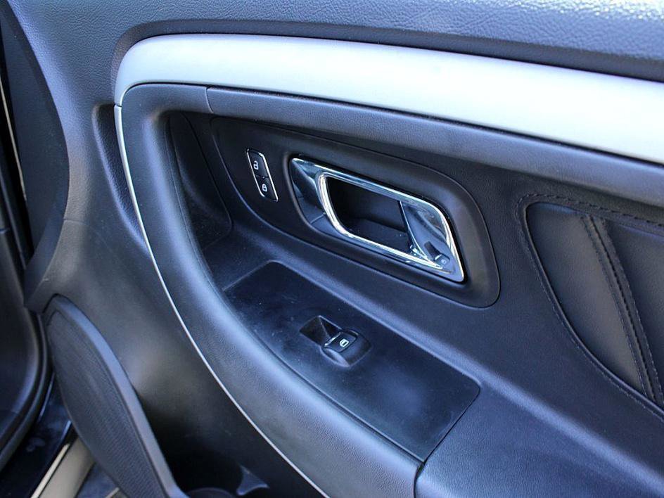 Used 2014 Ford Taurus SEL w/ Equipment Group 201A image 26