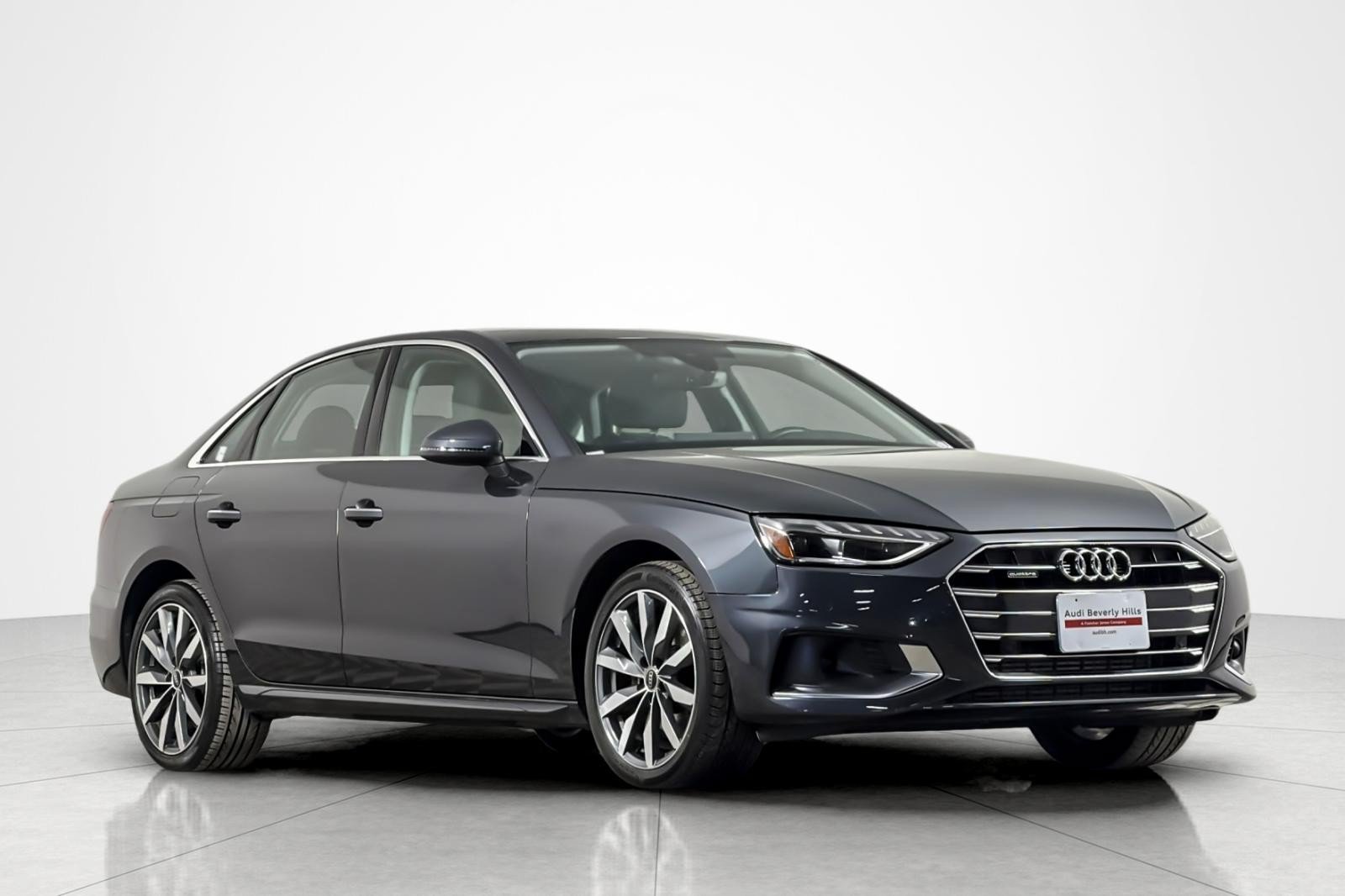 Used 2023 Audi A4 2.0T Premium w/ Convenience Package AWD/4WD image 7